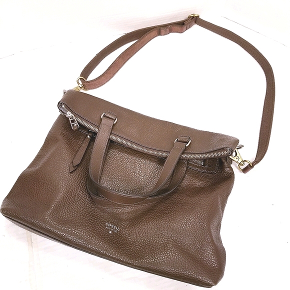 ‼️SOLD‼️ 
Fossil Pebbled Leather 2-way Bag - Picture 1 of 9